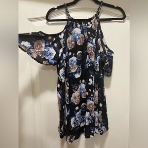 Torrid cold shoulder top